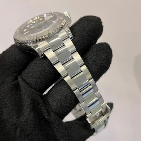 WhatsApp Image 2025-09-15 at 4.16.52 PM WhatsApp Image 2025-09-15 at 4.16.52 PM