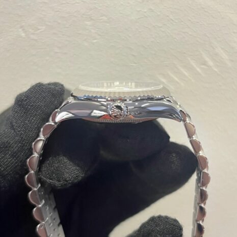 WhatsApp Image 2025-10-15 at 12.16.49 PM (1) WhatsApp Image 2025-10-15 at 12.16.49 PM (1)