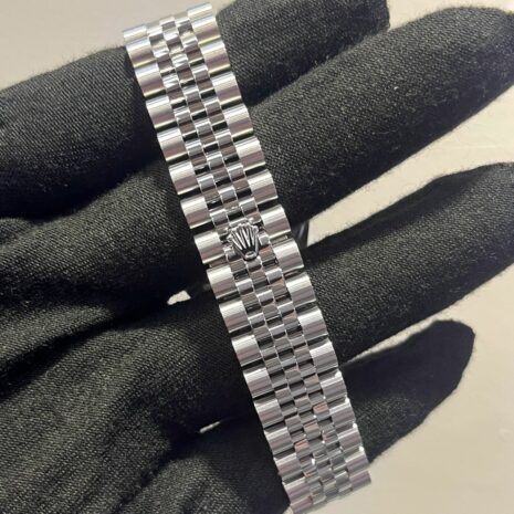 WhatsApp Image 2025-10-15 at 12.16.50 PM (1) WhatsApp Image 2025-10-15 at 12.16.50 PM (1)