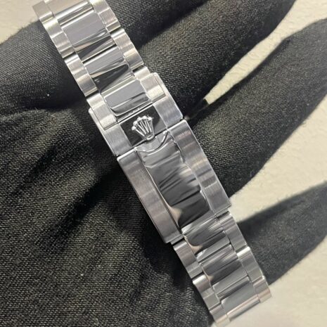 WhatsApp Image 2025-10-20 at 5.59.01 PM (4) WhatsApp Image 2025-10-20 at 5.59.01 PM (4)