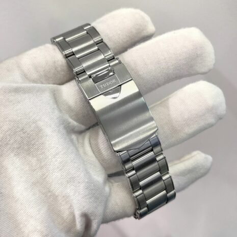 WhatsApp Image 2025-12-05 at 7.02.31 PM (3) WhatsApp Image 2025-12-05 at 7.02.31 PM (3)