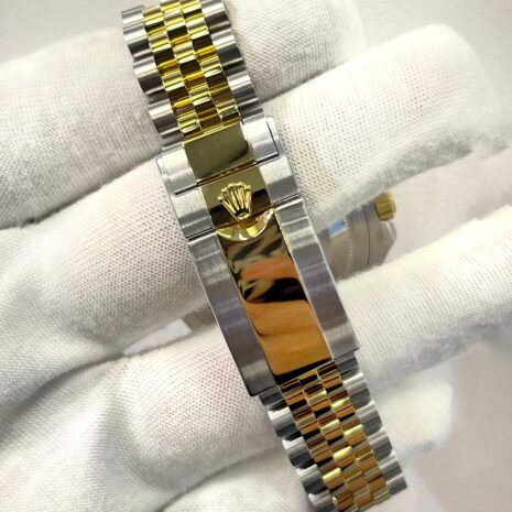 WhatsApp Image 2026-01-20 at 6.10.16 PM (5) WhatsApp Image 2026-01-20 at 6.10.16 PM (5)